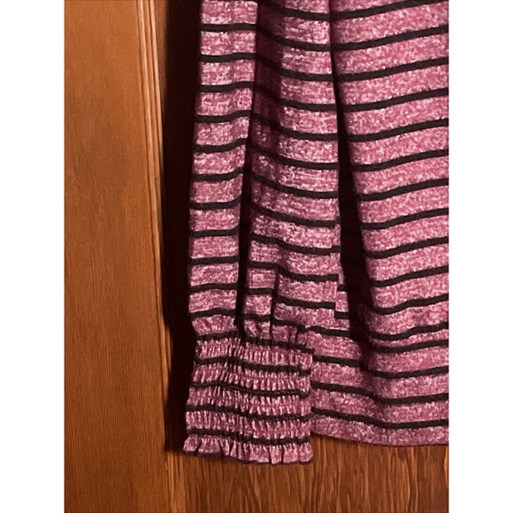 Lucky Brand Striped Long Sleeve Tee Size M Burgoundy Black Scoop Neck - Picture 2 of 6